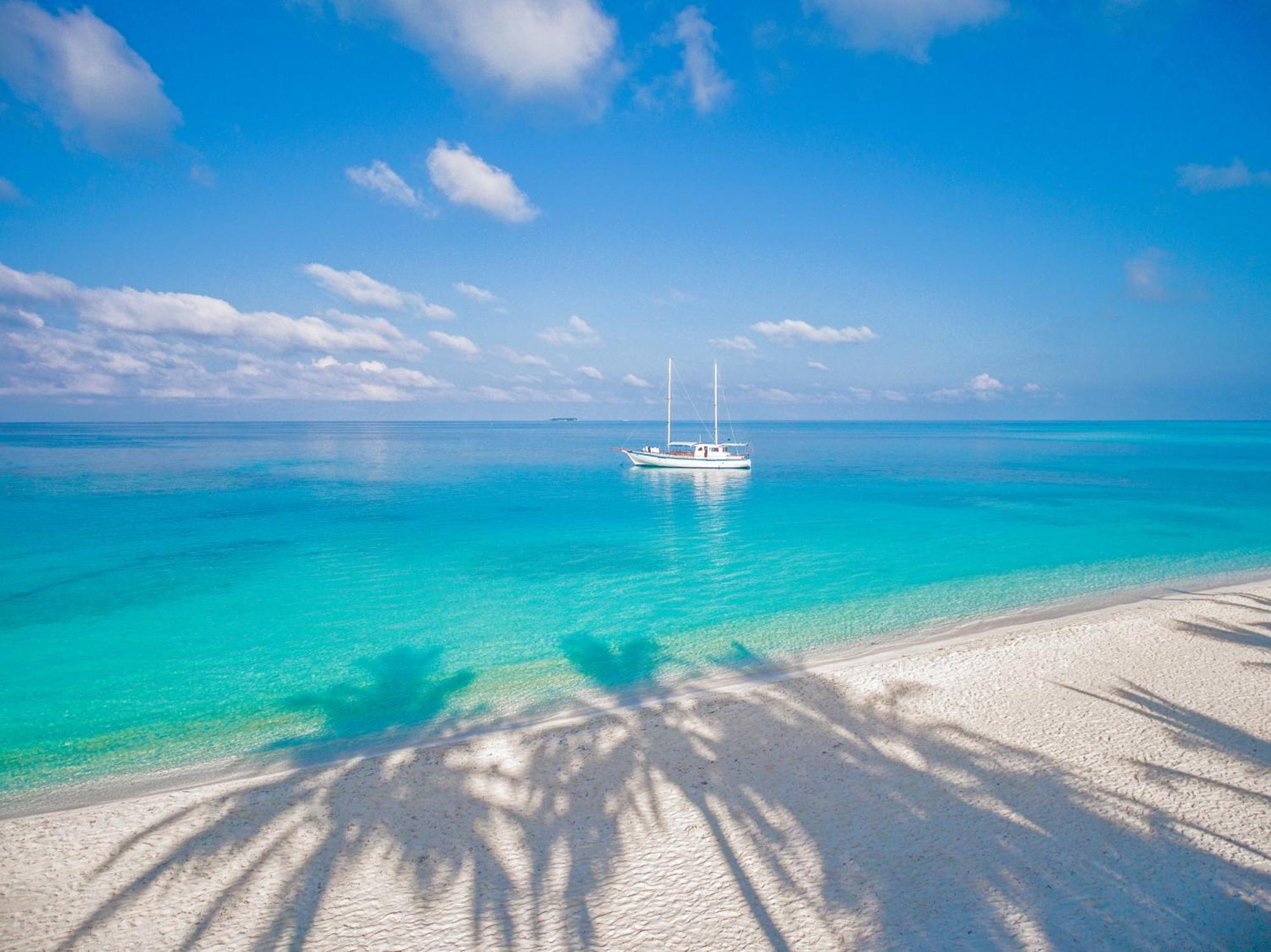 Meeru Maldives Island 5* Dhiffushi
