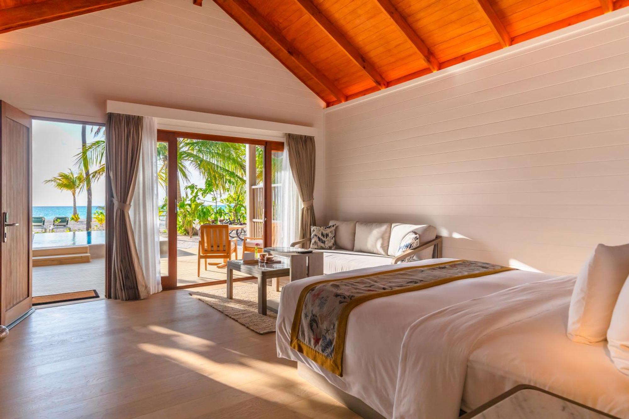 Resort Meeru Maldives Island 5*